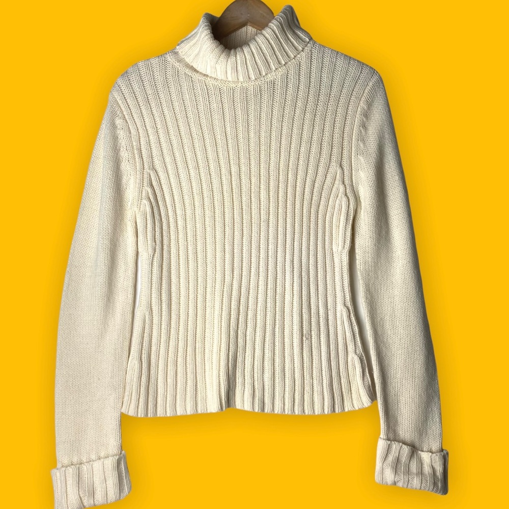 TURTLE NECK RIBBED CREAM WOOL SWEATER💛✨ [95]